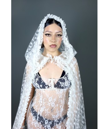 Cape en dentelle blanche online