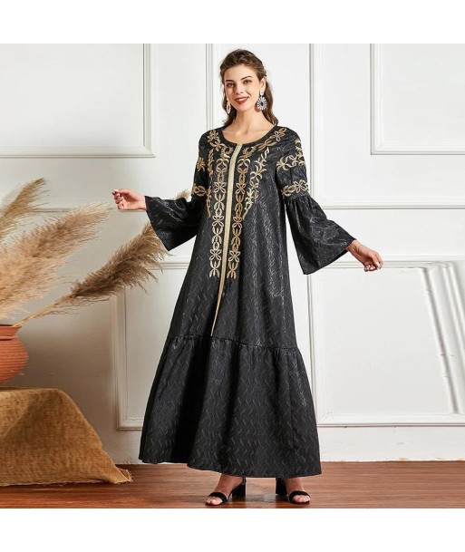 Caftan Marocain Noir et Doré de technologie