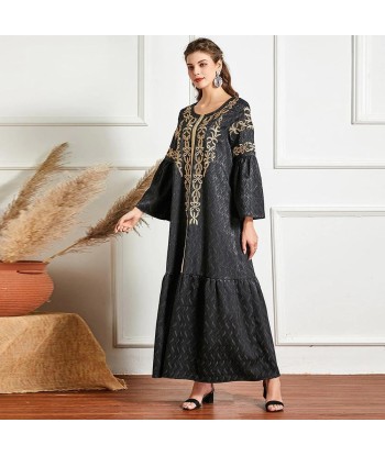 Caftan Marocain Noir et Doré de technologie