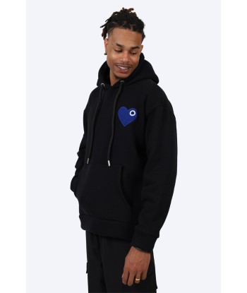 SWEAT À CAPUCHE NOIR AVEC DÉTAIL CŒUR BLEU le concept de la Pate a emporter 